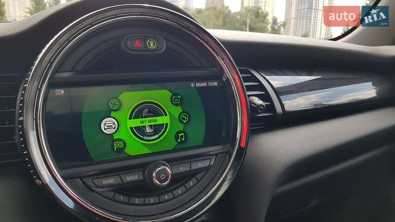 Хетчбек MINI Hatch 2018 в Києві