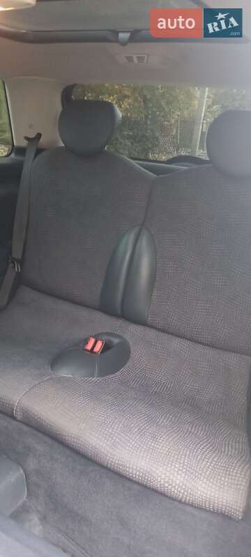 Купе MINI Hatch 2004 в Подільську