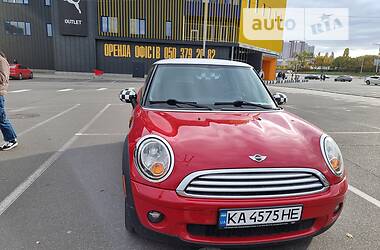 Хетчбек MINI Hatch 2010 в Києві