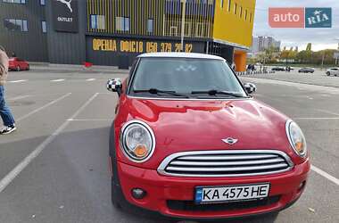 Хетчбек MINI Hatch 2010 в 