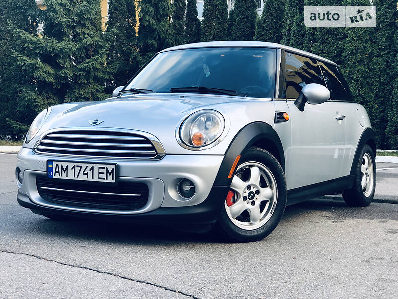 Хетчбек MINI Hatch 2010 в Києві