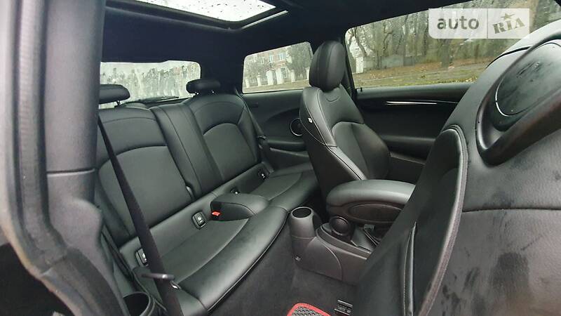 Хэтчбек MINI Hatch 2014 в Одессе