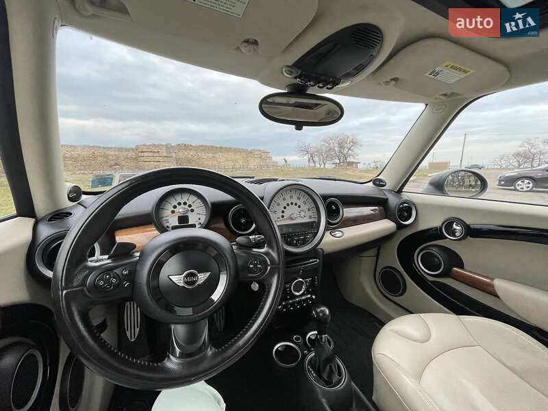 Хетчбек MINI Hatch 2011 в Білгороді-Дністровському