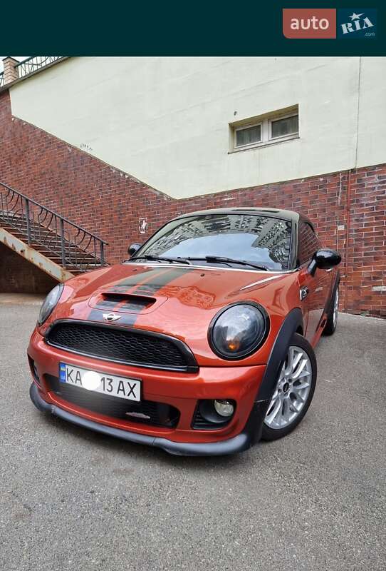 Купе MINI Hatch 2013 в Киеве