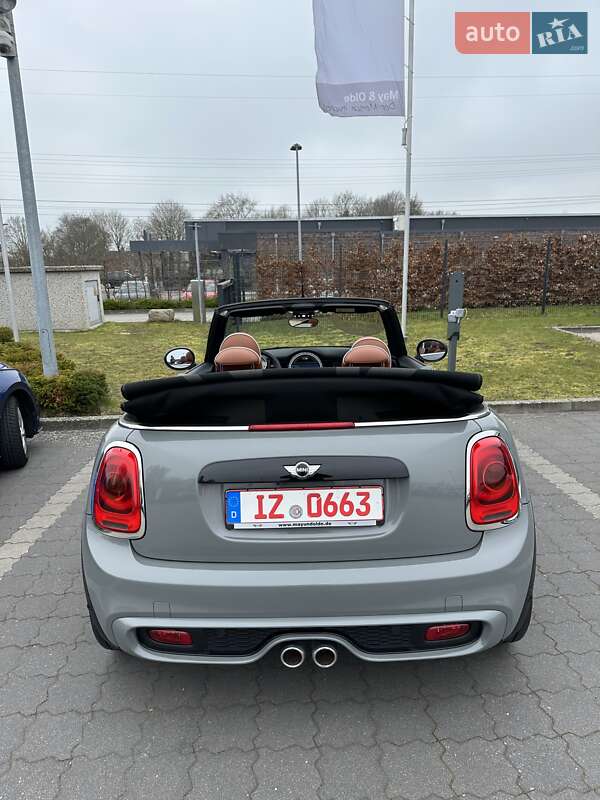 Кабриолет MINI Hatch 2016 в Киеве фото 5 Кабриолет MINI Hatch 2016 в Киеве