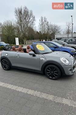 Кабриолет MINI Hatch 2016 в Киеве фото Кабриолет MINI Hatch 2016 в Киеве