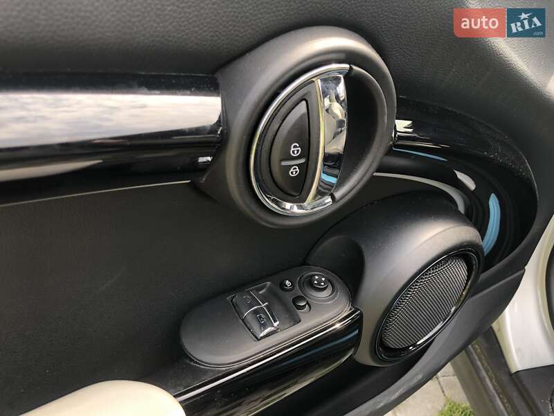 Купе MINI Hatch 2021 в Киеве