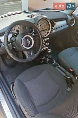 Седан MINI Hatch 2007 в 