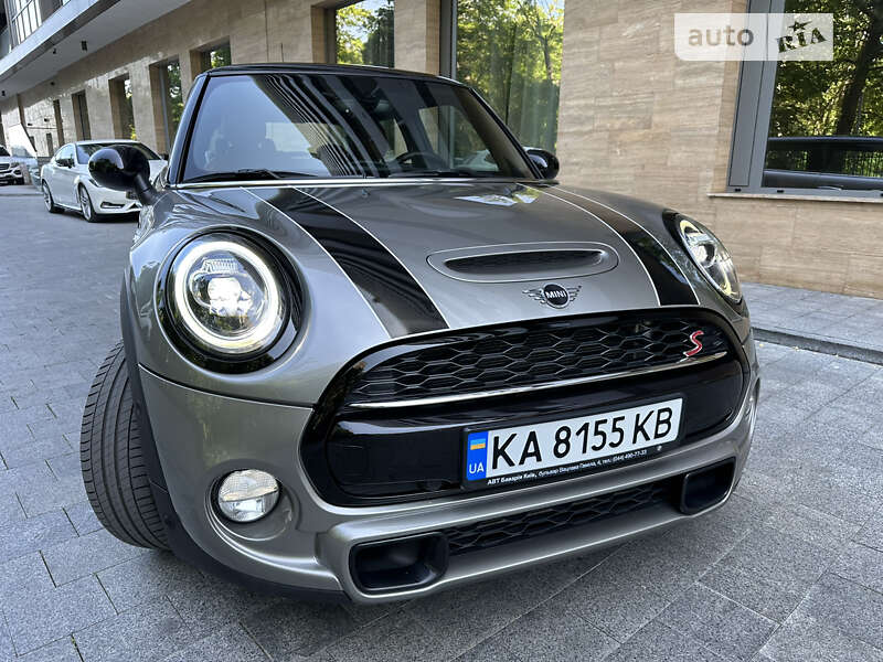 Купе MINI Hatch 2019 в 