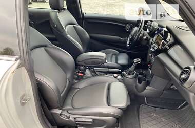 Хетчбек MINI Hatch 2014 в 