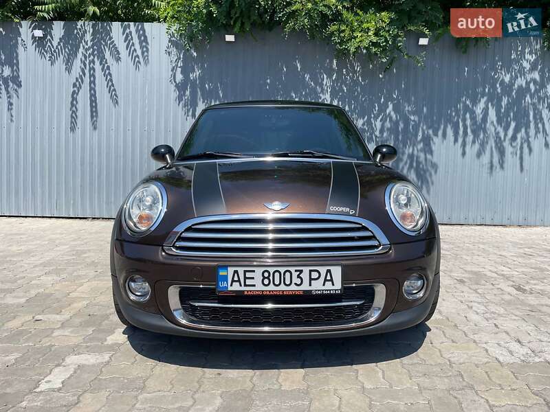 Седан MINI Hatch 2011 в Каменском