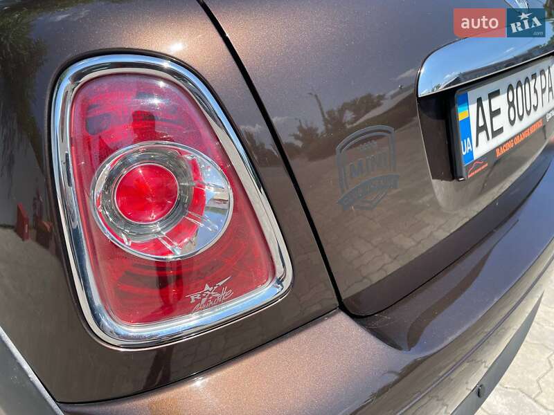 Седан MINI Hatch 2011 в Каменском
