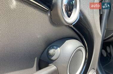 Седан MINI Hatch 2011 в Кам'янському