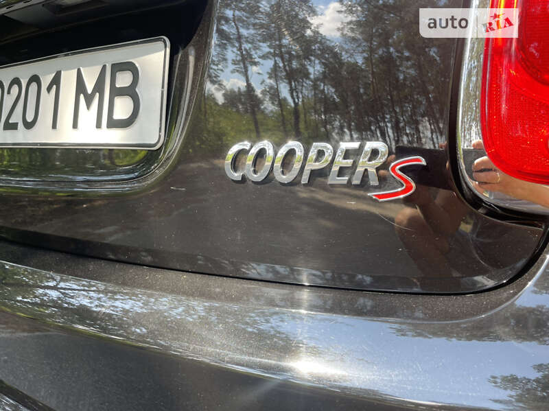 Седан MINI Hatch 2015 в Києві