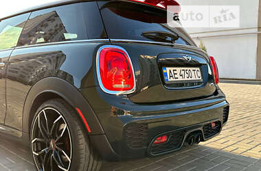 Хетчбек MINI Hatch 2016 в Дніпрі
