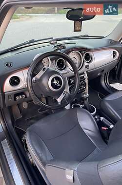 Хэтчбек MINI Hatch 2003 в Хусте