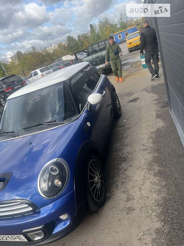 Хетчбек MINI Hatch 2007 в Києві