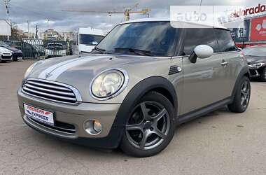Хэтчбек MINI Hatch 2008 в Киеве