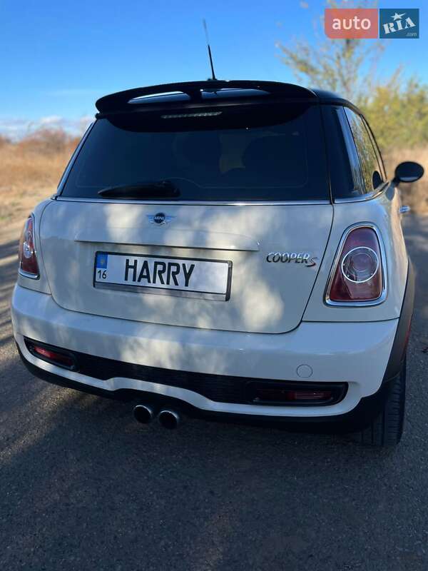 Хэтчбек MINI Hatch 2011 в Одессе