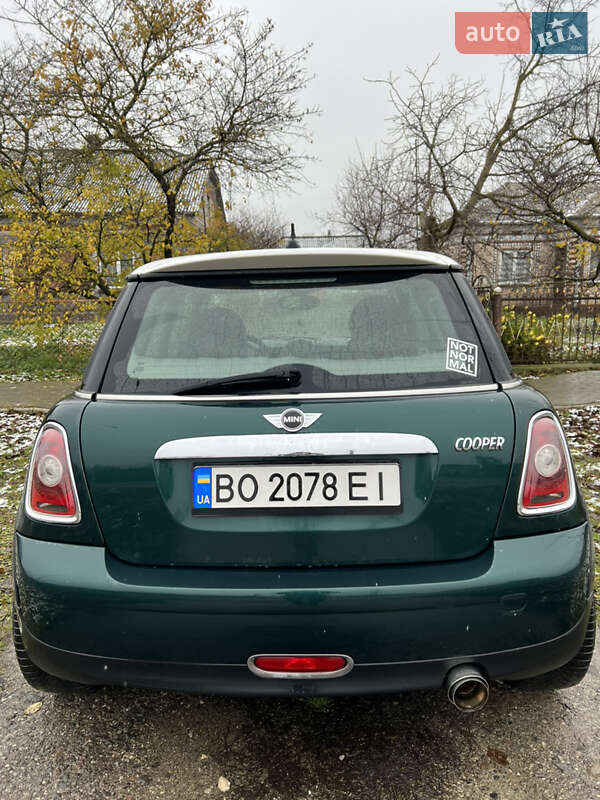 Хэтчбек MINI Hatch 2010 в Теребовле