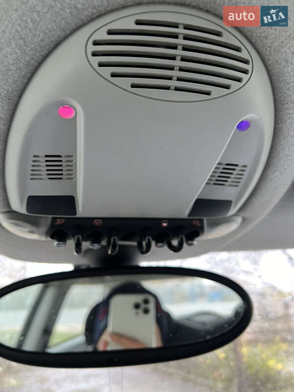 Хэтчбек MINI Hatch 2010 в Теребовле