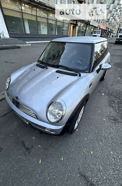 Хэтчбек MINI Hatch 2004 в Киеве