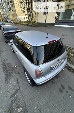 Хэтчбек MINI Hatch 2004 в Киеве