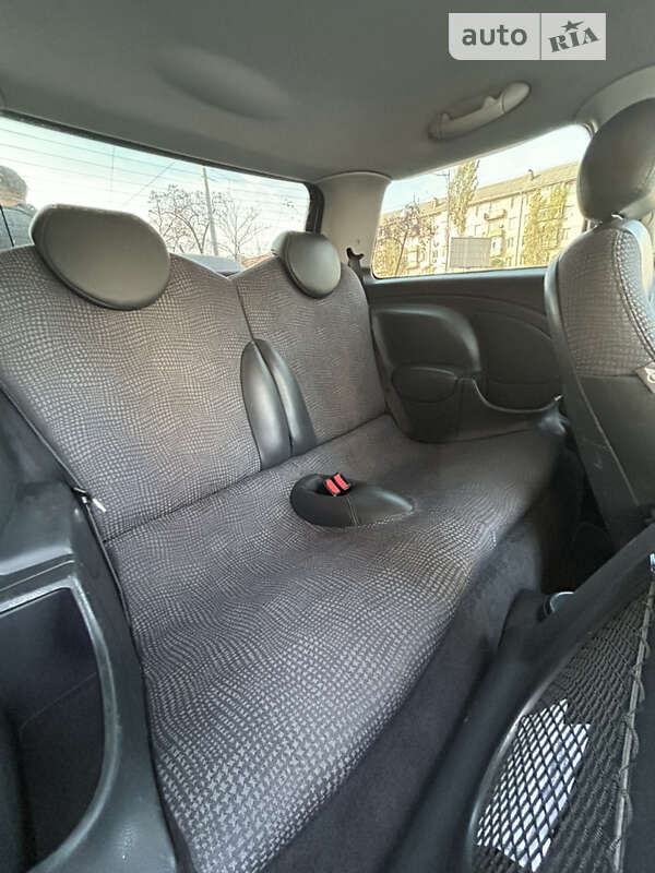 Хэтчбек MINI Hatch 2004 в Киеве
