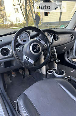 Хэтчбек MINI Hatch 2004 в Киеве