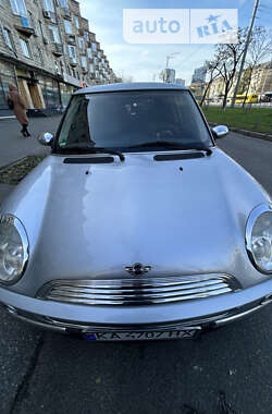 Хэтчбек MINI Hatch 2004 в Киеве