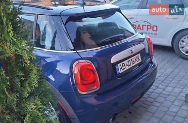 Хетчбек MINI Hatch 2015 в 