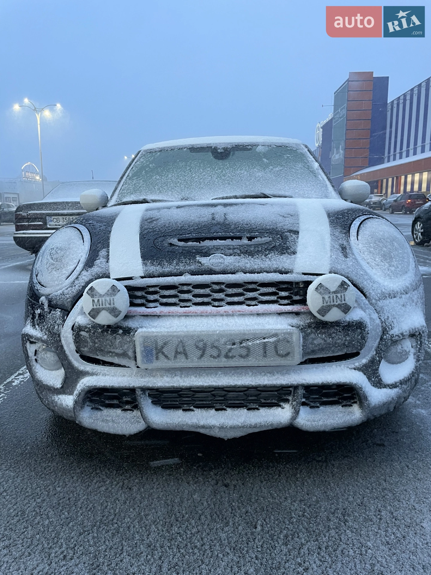 MINI Hatch 2019 VIN WMWXU9C07L2L64800 фото оголошення 4 з 5