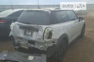 Хетчбек MINI Hatch 2014 в 