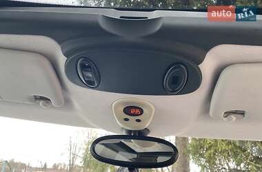 Хетчбек MINI Hatch 2002 в Кривому Розі