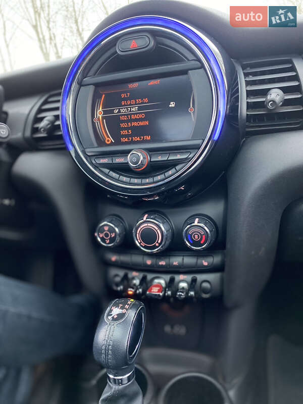 Хетчбек MINI Hatch 2017 в Львові