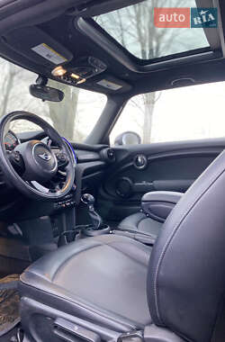 Хетчбек MINI Hatch 2017 в Львові
