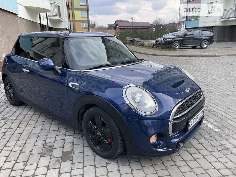 Хетчбек MINI Hatch 2014 в Івано-Франківську
