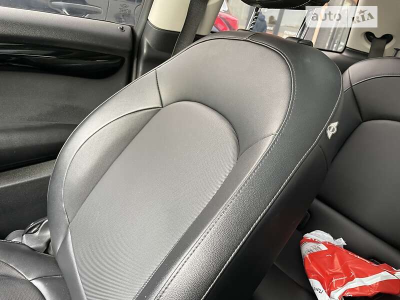 Хетчбек MINI Hatch 2014 в Івано-Франківську