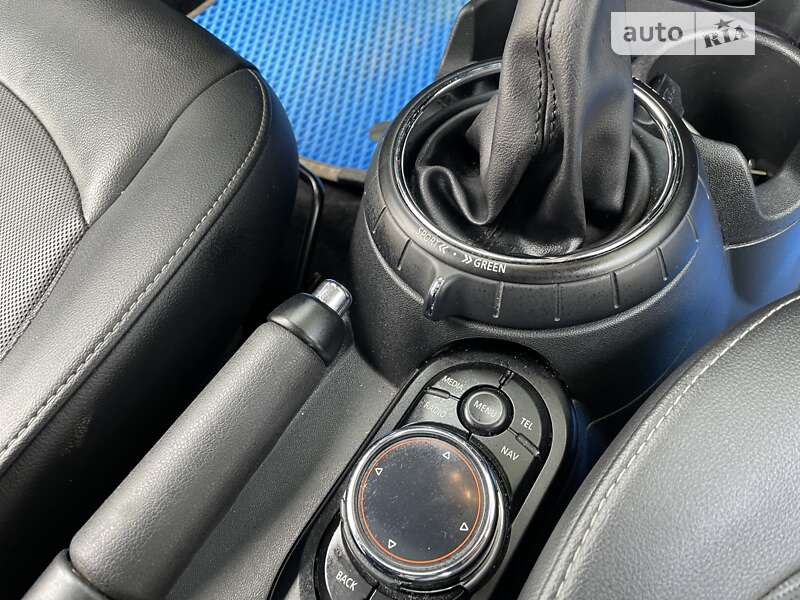 Хетчбек MINI Hatch 2014 в Івано-Франківську