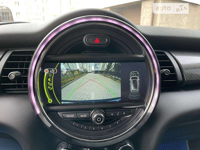 Хетчбек MINI Hatch 2014 в Івано-Франківську