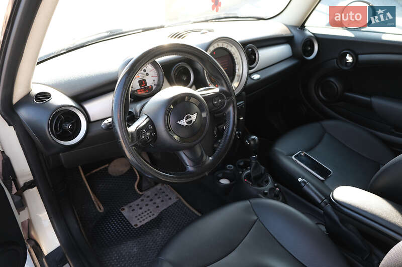 Хетчбек MINI Hatch 2012 в Рівному