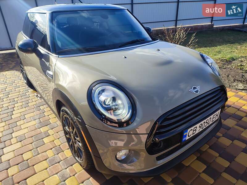 Хэтчбек MINI Hatch 2019 в Пирятине