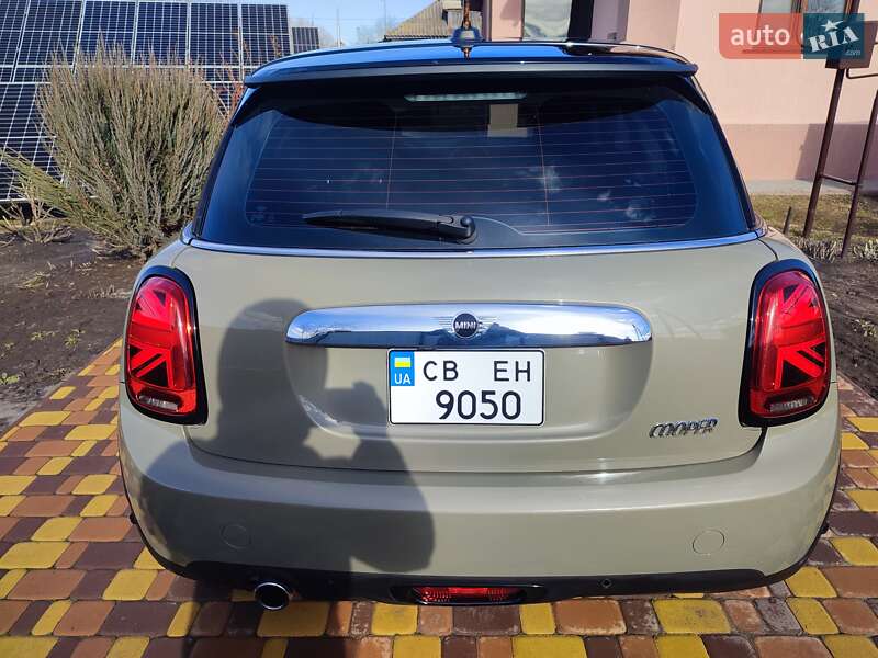 Хэтчбек MINI Hatch 2019 в Пирятине