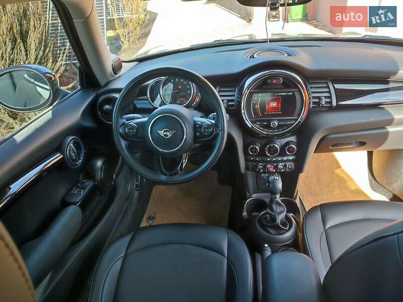 Хетчбек MINI Hatch 2019 в Пирятині