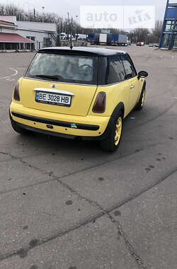 Хетчбек MINI Hatch 2003 в Миколаєві