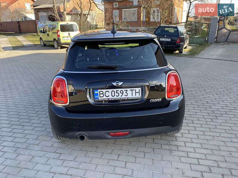 Хетчбек MINI Hatch 2017 в Львові