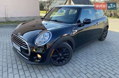 Хетчбек MINI Hatch 2017 в Львові