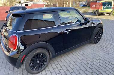 Хетчбек MINI Hatch 2017 в Львові