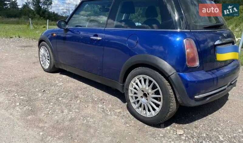 Хетчбек MINI Hatch 2002 в Києві