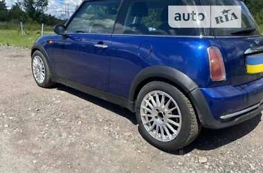 Хэтчбек MINI Hatch 2002 в Киеве